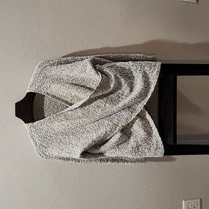 Alya boutique sweater small